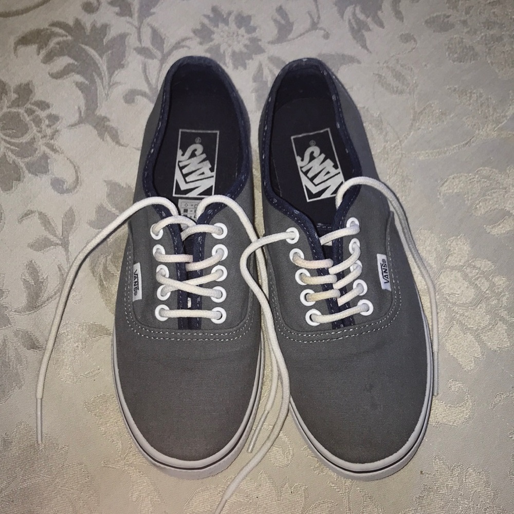 gray vans